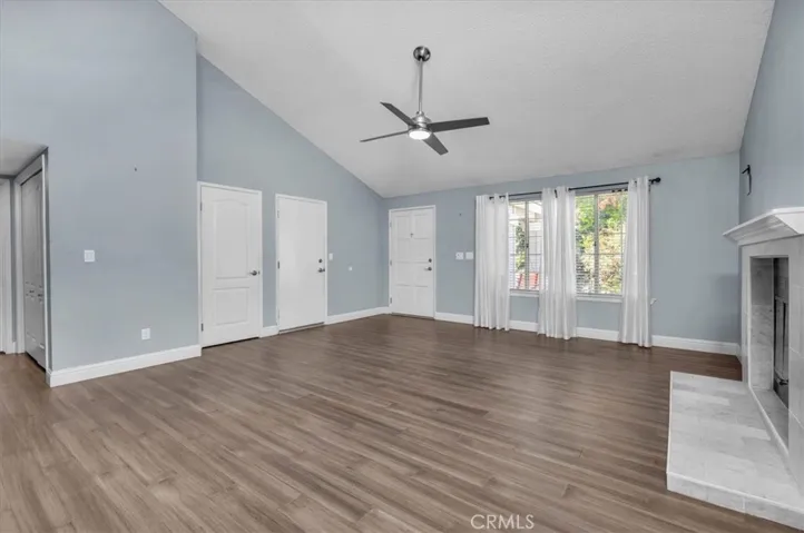 9568 N Barton Avenue, Fresno, California 93720