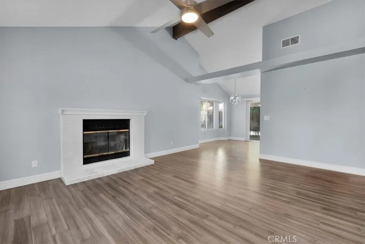 9568 N Barton Avenue, Fresno, California 93720