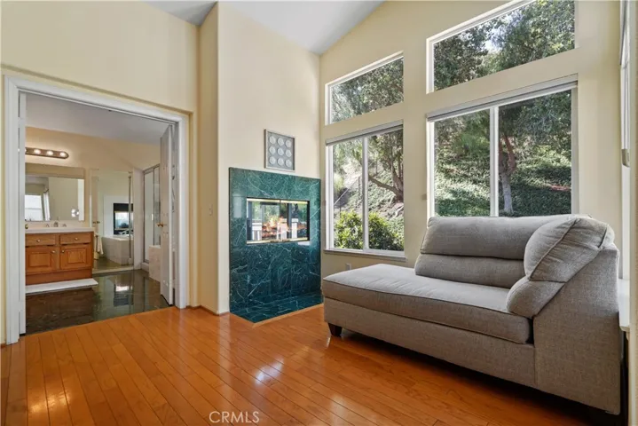 28811 Park Woodland Place, Saugus, California 91390