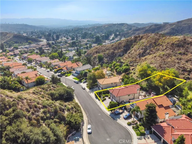 28811 Park Woodland Place, Saugus, California 91390