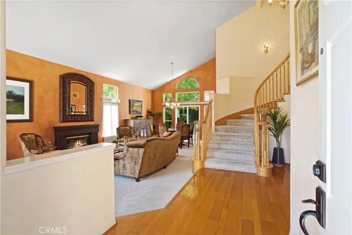 28811 Park Woodland Place, Saugus, California 91390