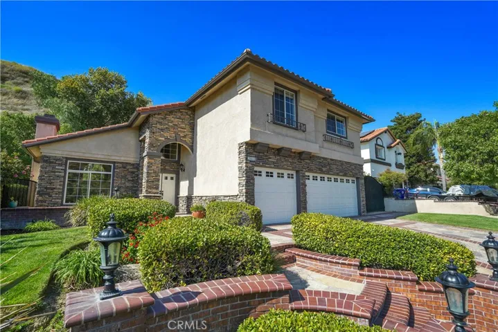 28811 Park Woodland Place, Saugus, California 91390