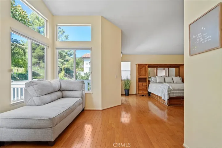28811 Park Woodland Place, Saugus, California 91390