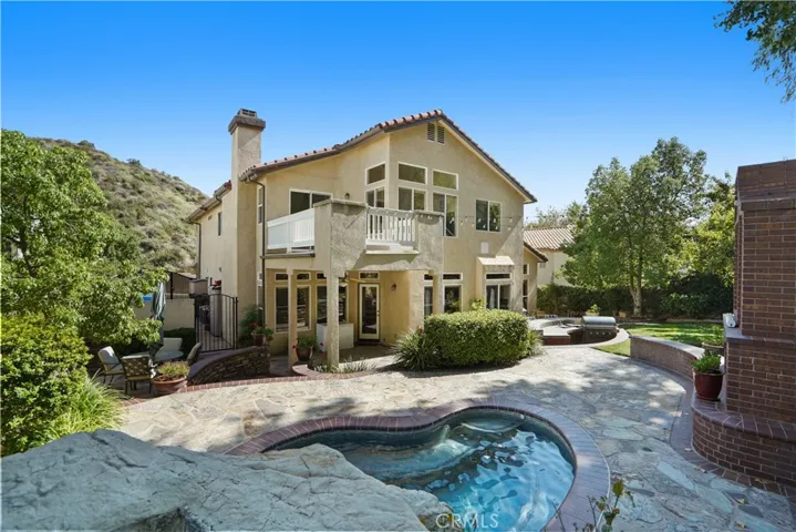 28811 Park Woodland Place, Saugus, California 91390