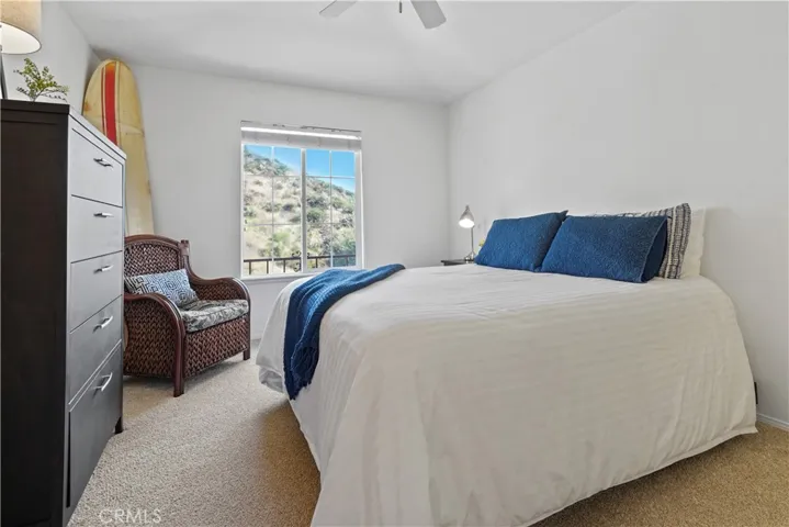 28811 Park Woodland Place, Saugus, California 91390