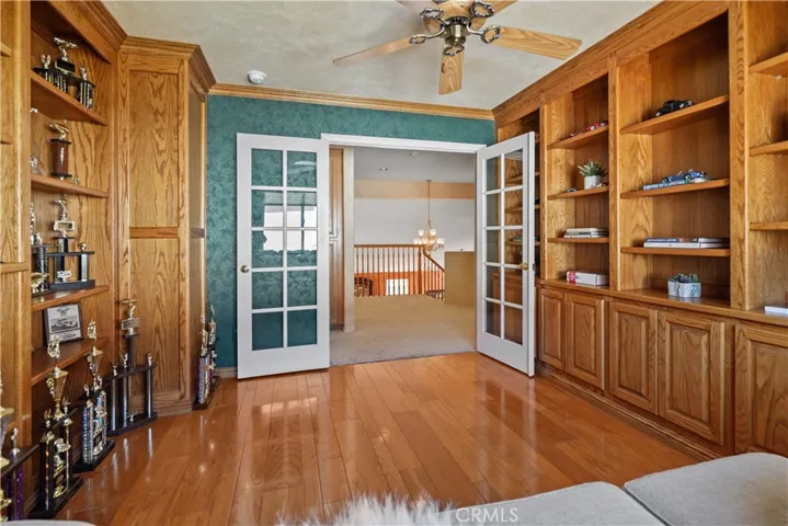 28811 Park Woodland Place, Saugus, California 91390
