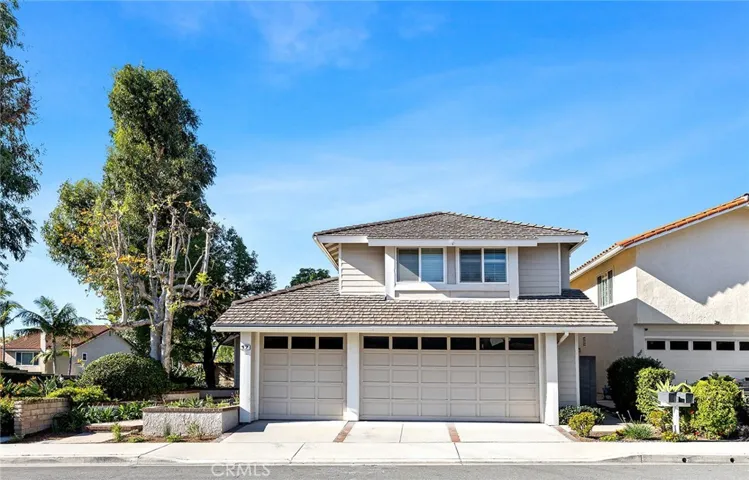 17 Abeto, Irvine, California 92620