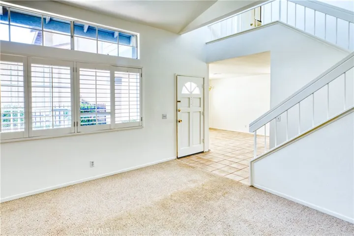 Living room leading to Dinning area