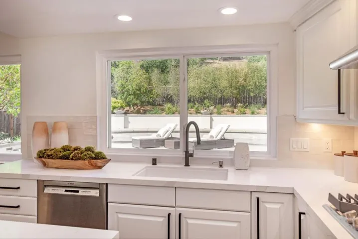 8 Hillbrook Drive, Portola Valley, California 94028