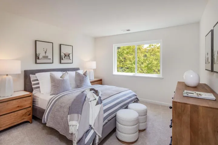 8 Hillbrook Drive, Portola Valley, California 94028