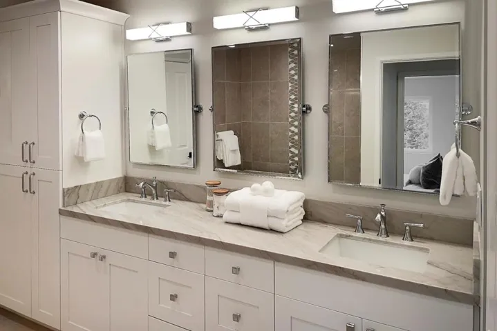 8 Hillbrook Drive, Portola Valley, California 94028