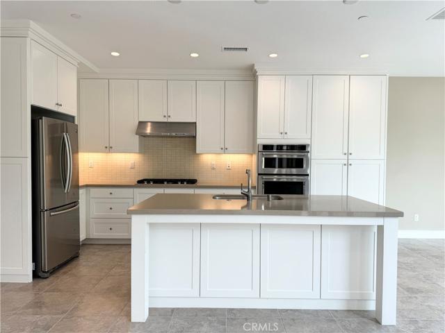 125 Della, Irvine, California 92602