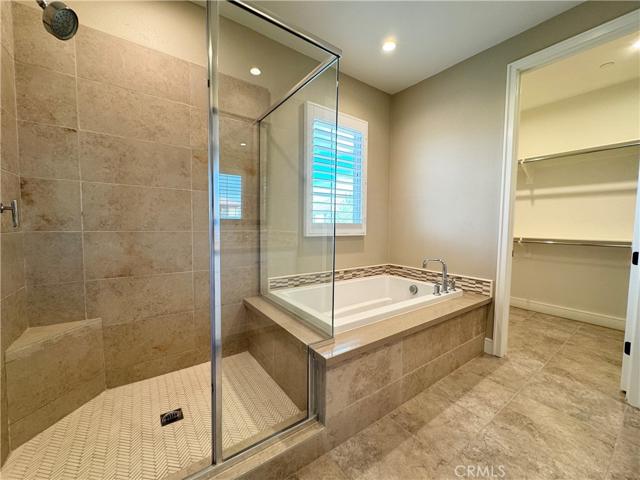 125 Della, Irvine, California 92602