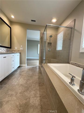125 Della, Irvine, California 92602