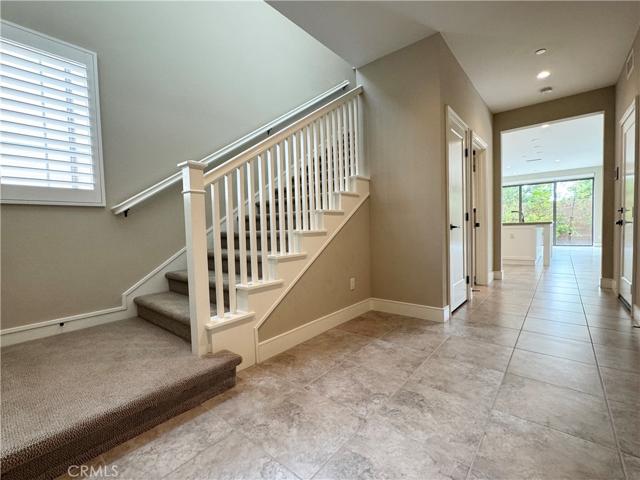125 Della, Irvine, California 92602
