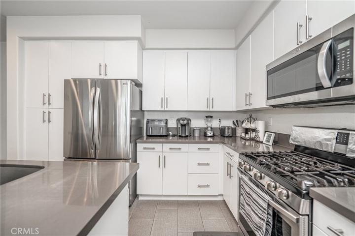 8134 3rd Street Unit 108, Downey, California 90241