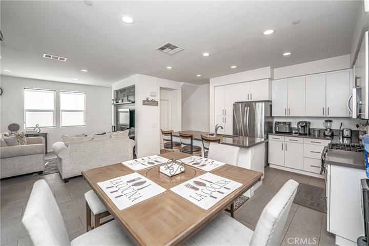 8134 3rd Street Unit 108, Downey, California 90241