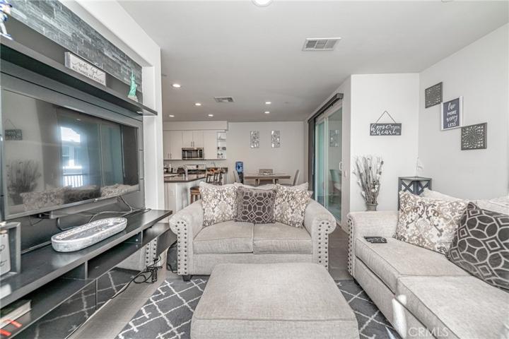 8134 3rd Street Unit 108, Downey, California 90241