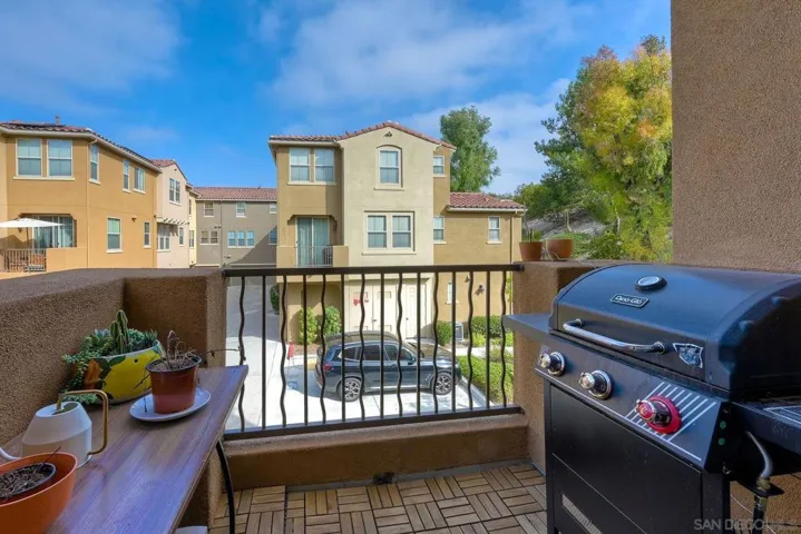 1862 Hazel Court Unit 11, Chula Vista, California 91913