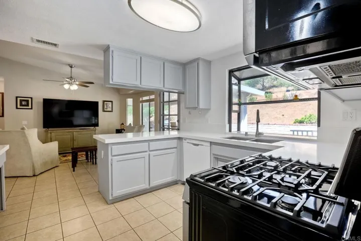 24354 Rutherford Rd, Ramona, California 92065