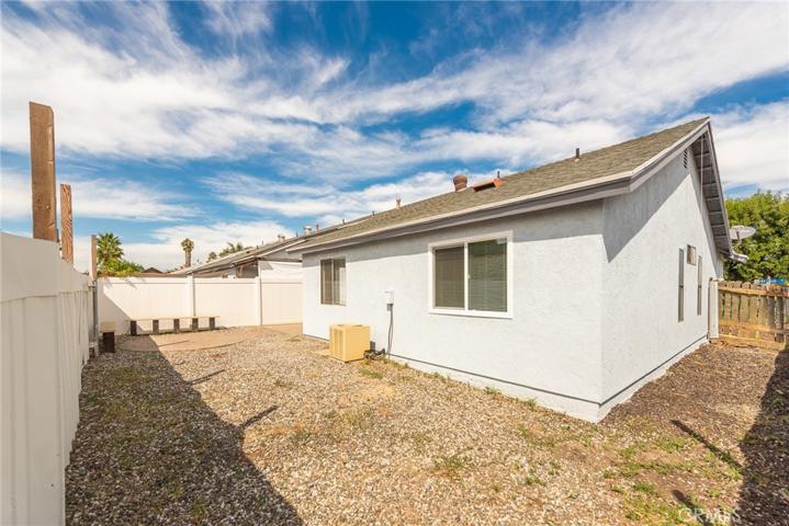 301 Redbud Place, Perris, California 92570