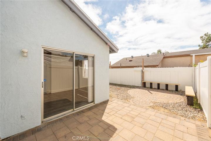 301 Redbud Place, Perris, California 92570