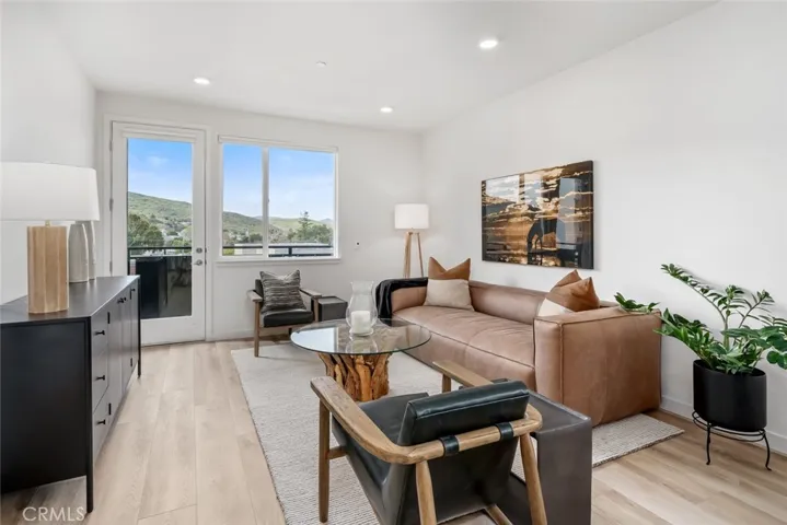 2475 Victoria Avenue 209, San Luis Obispo, California 93401
