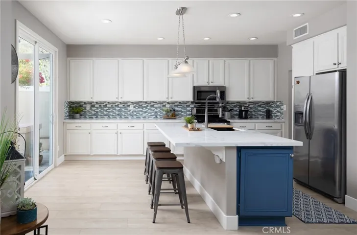 That kitchen tho!