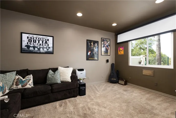 Main Floor Bonus Room (room #5)