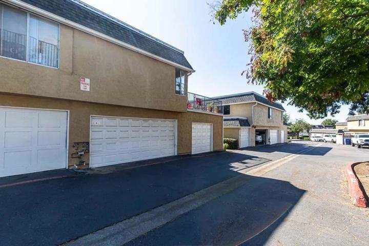 1191 Madera Ln, Vista, California 92084