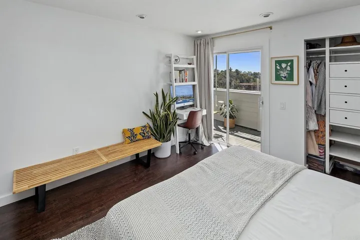 193 Mangano Circle, Encinitas, California 92024