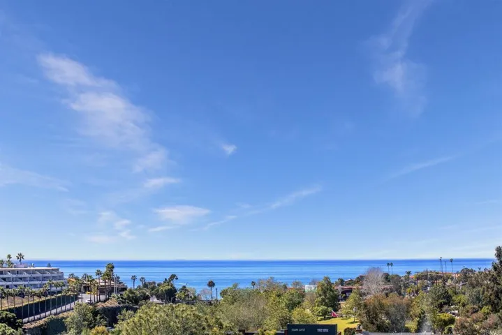 193 Mangano Circle, Encinitas, California 92024