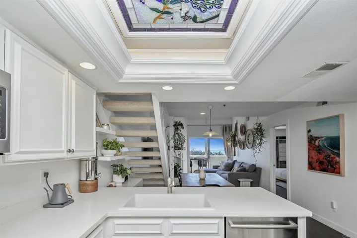 193 Mangano Circle, Encinitas, California 92024
