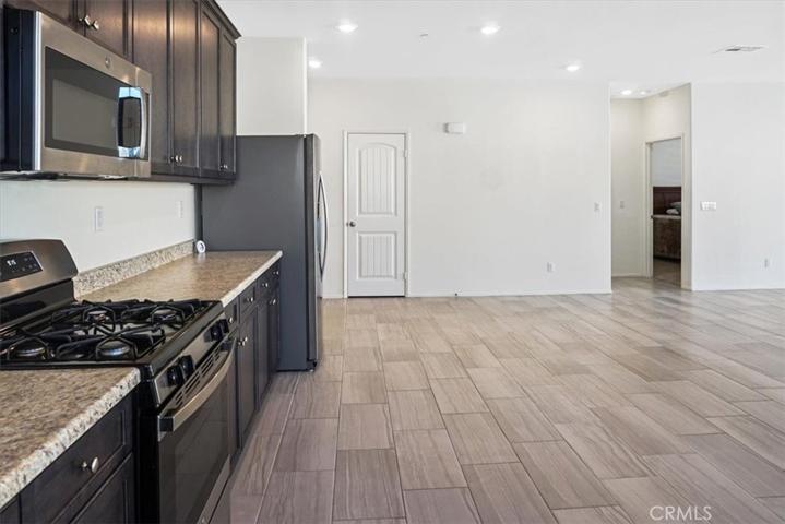29475 Mesquite Way, Winchester, California 92596