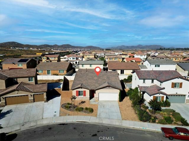 29475 Mesquite Way, Winchester, California 92596