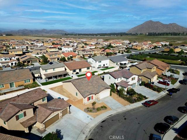 29475 Mesquite Way, Winchester, California 92596