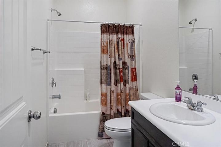 29475 Mesquite Way, Winchester, California 92596