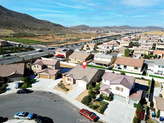 29475 Mesquite Way, Winchester, California 92596