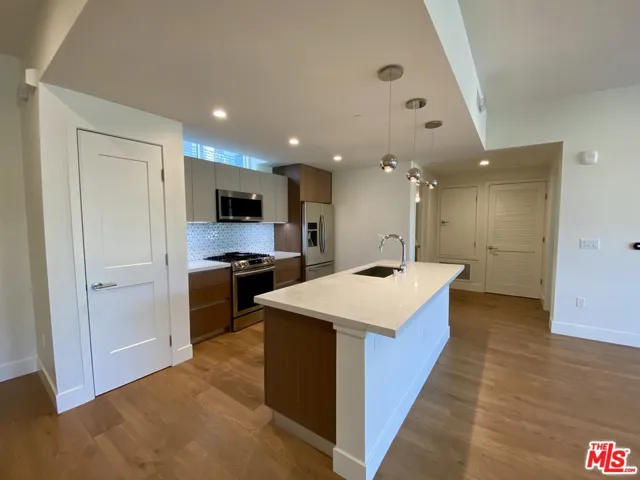8017 W Norton Avenue Unit 408, West Hollywood, California 90046