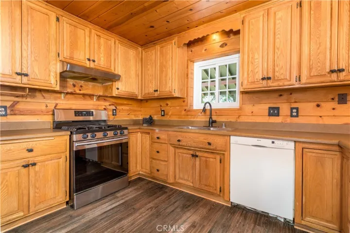 40565 Lake Riverside Drive, Aguanga, California 92536