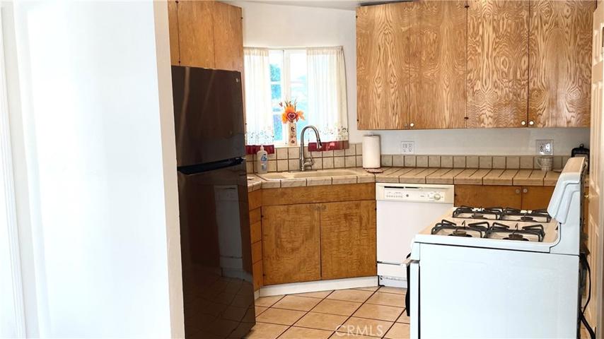7554 Lurline Avenue, Winnetka, California 91306
