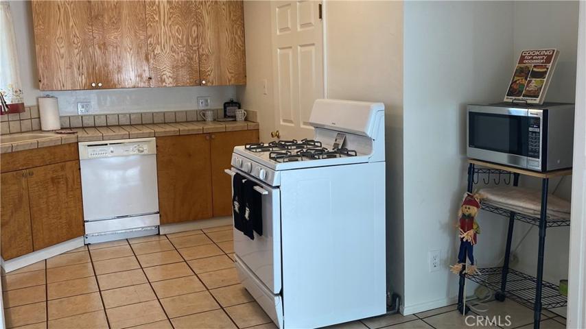 7554 Lurline Avenue, Winnetka, California 91306