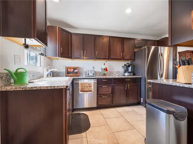 28157 Calico Drive, Barstow, California 92311