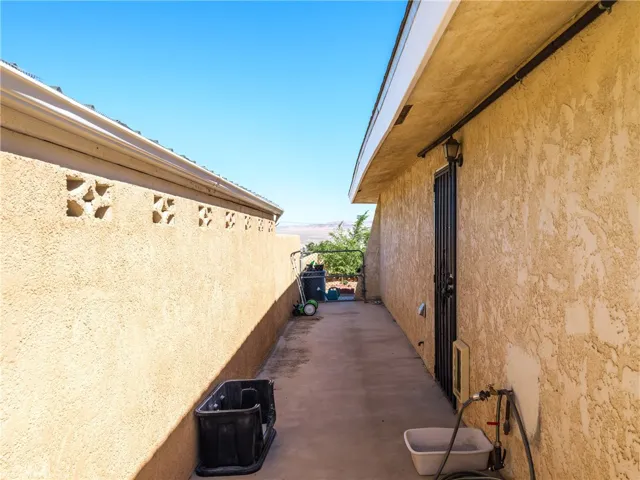 28157 Calico Drive, Barstow, California 92311