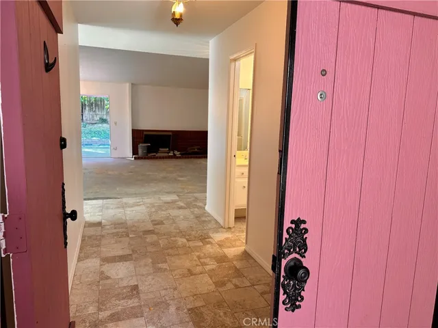 23712 Highlander Road, West Hills, California 91307