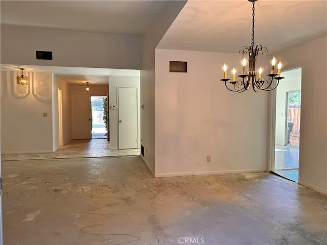 23712 Highlander Road, West Hills, California 91307