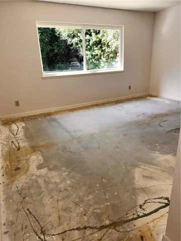 23712 Highlander Road, West Hills, California 91307