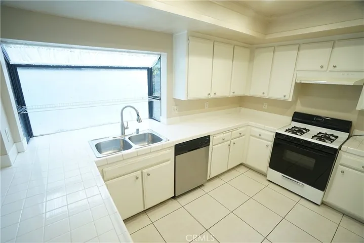 16904 Glenfold Drive, Hacienda Heights, California 91745