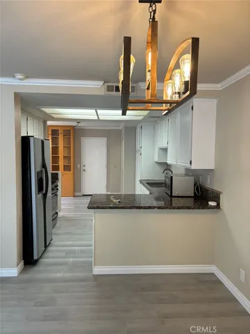 7 Almador, Irvine, California 92614