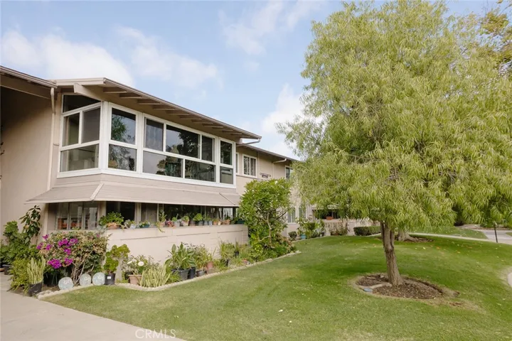 1981 Mckinney Way 14n (M15), Seal Beach, California 90740
